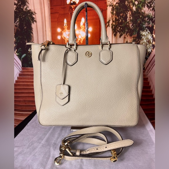 Tory Burch Handbags - Tory Burch Robinson pebbled leather tote bag cream color with logo charm tag